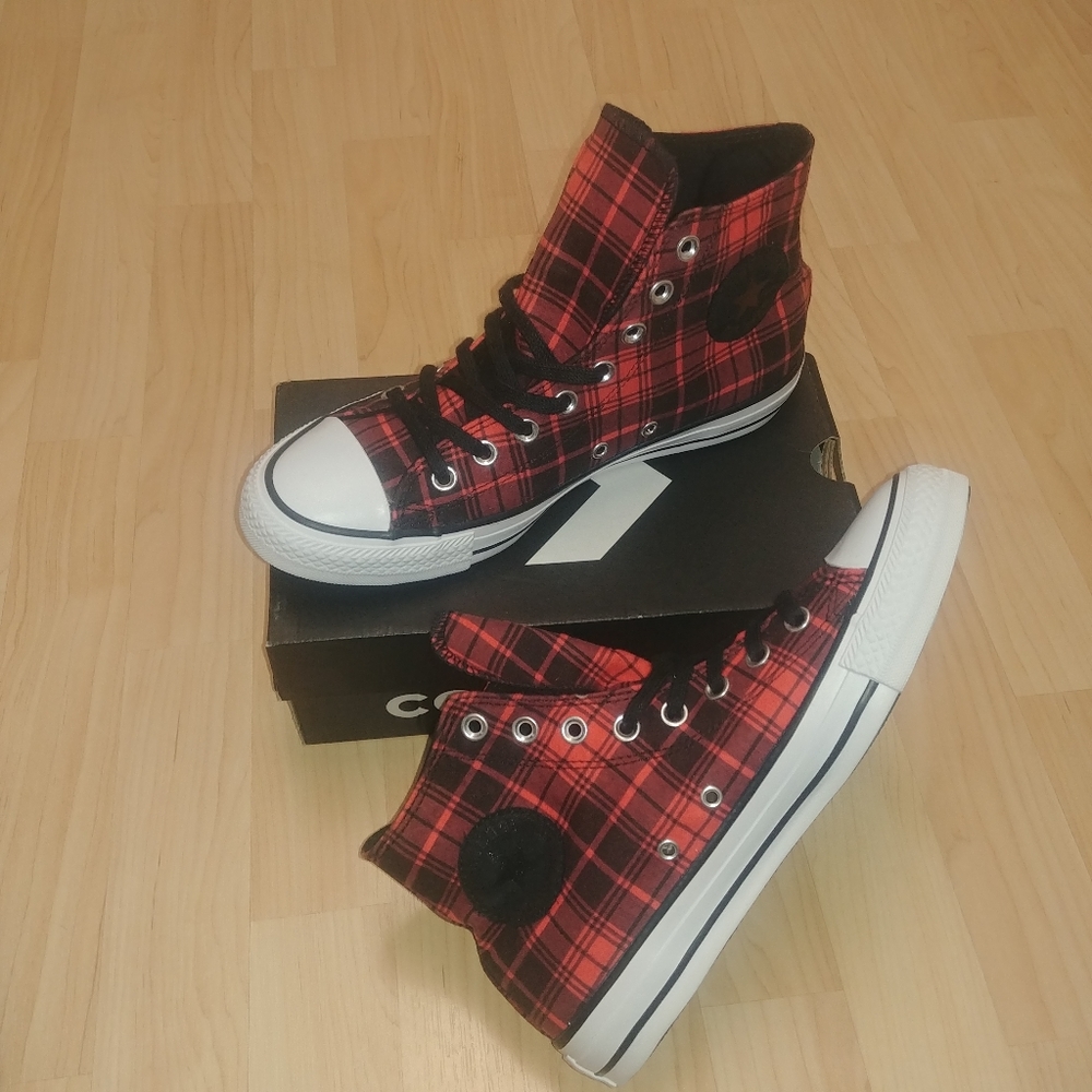 Converse All Stars women's 9 men's 7 plaid